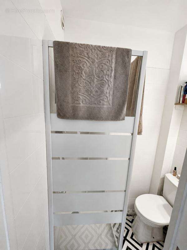 Appartement à PARIS-20E