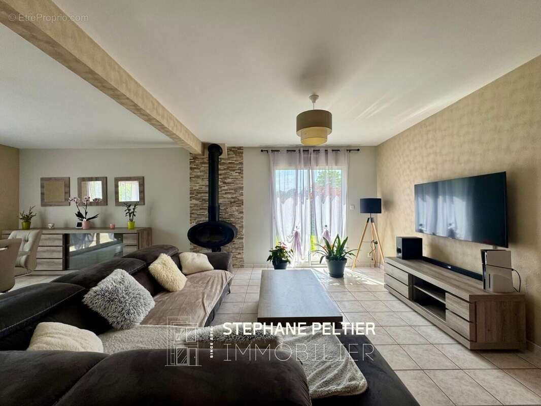 Maison 130 m² à Plumelec  - photo 4