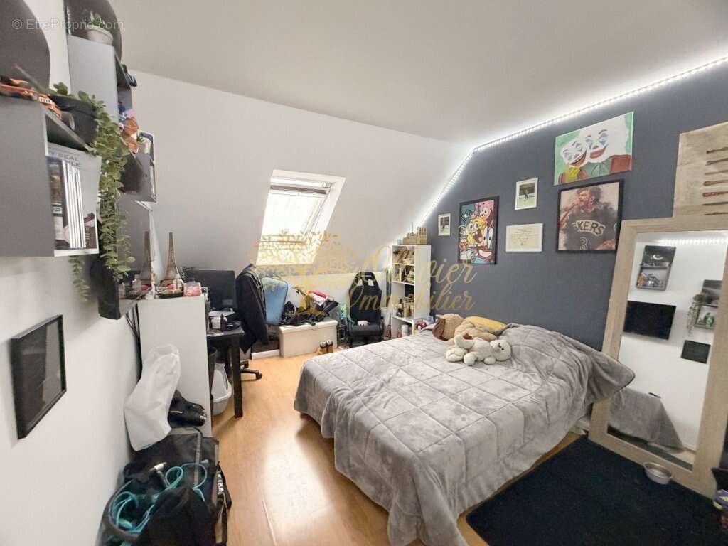 Appartement à PONTAULT-COMBAULT