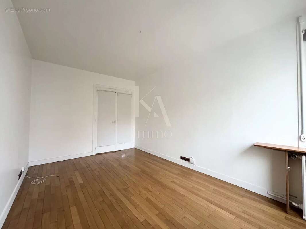 Appartement à NEUILLY-SUR-SEINE
