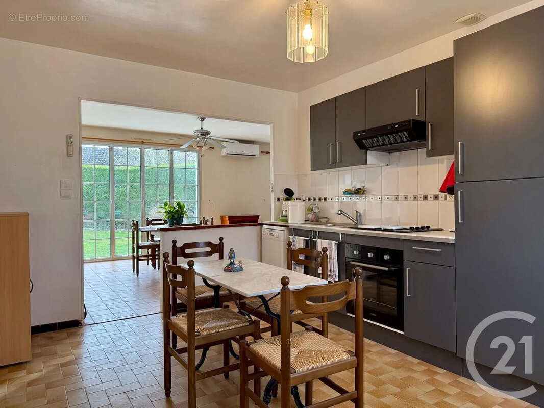 Maison à ANET