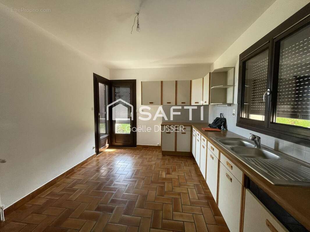 Photo 4 - Maison à SAINT-ELOY-LES-MINES