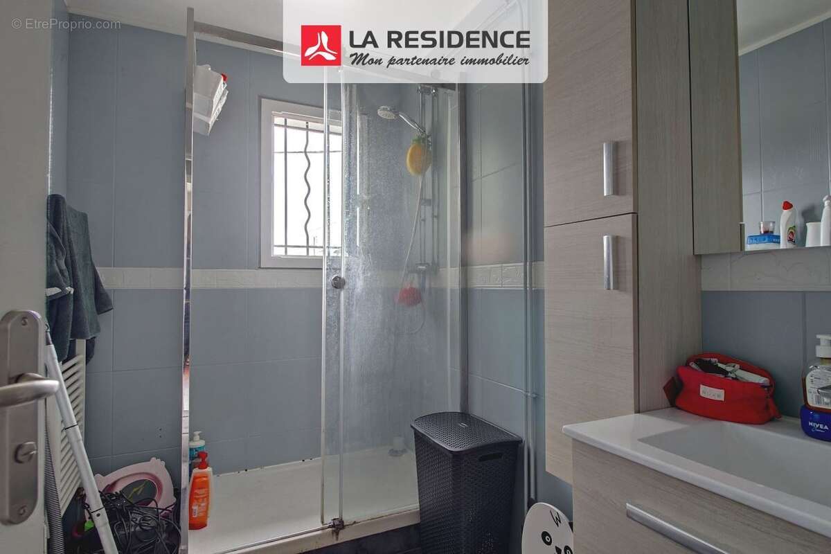 Maison à SAINT-ETIENNE-DU-ROUVRAY