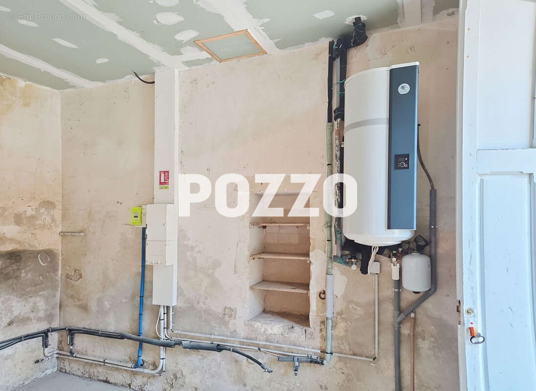 A Vendre Maison individuelle en pierre à Bernières sur  Mer (14990) - photo 6