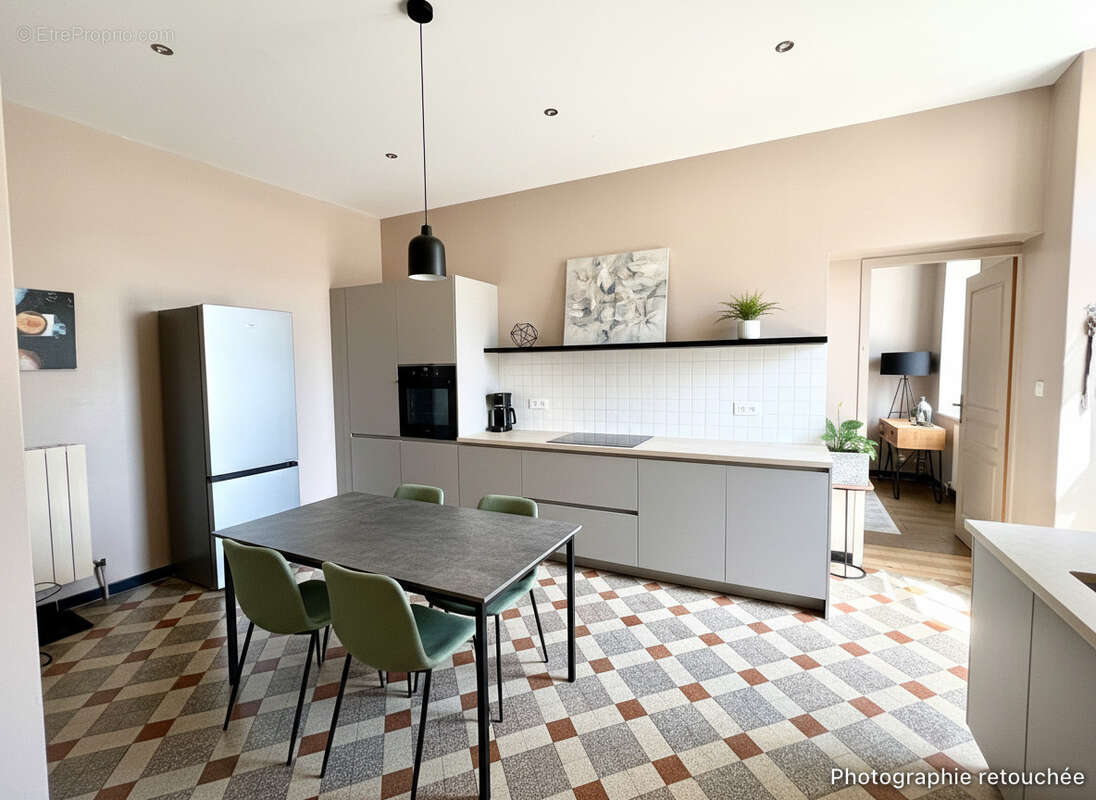 Appartement à SAINT-GENIES-DE-MALGOIRES