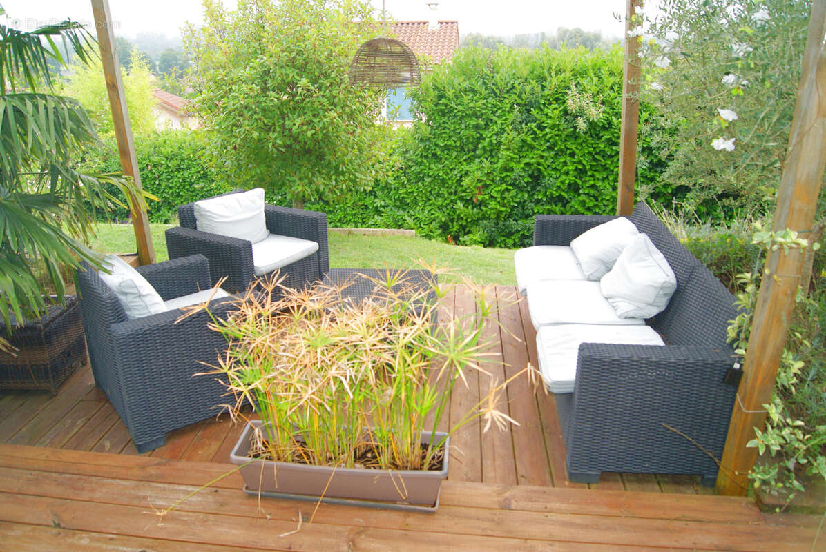 Maison à L'ISLE-D'ABEAU