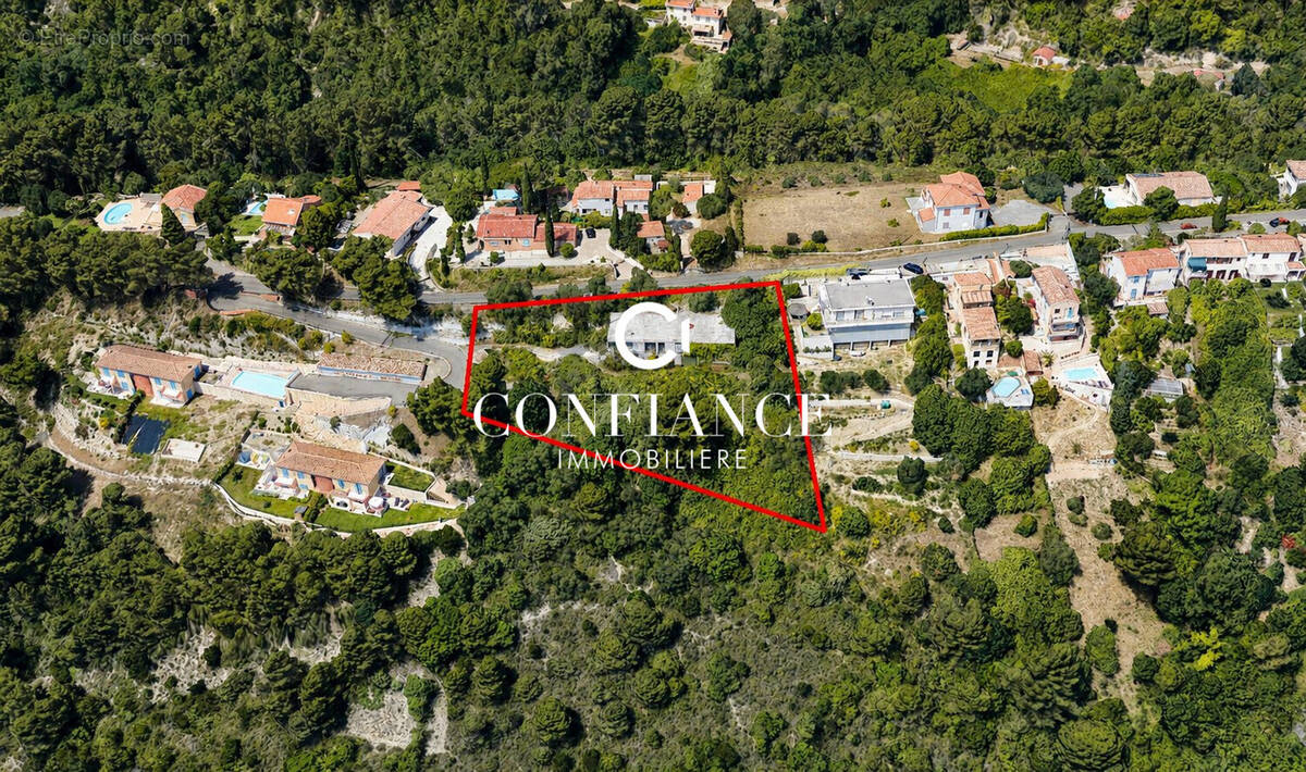 Maison à COLOMARS