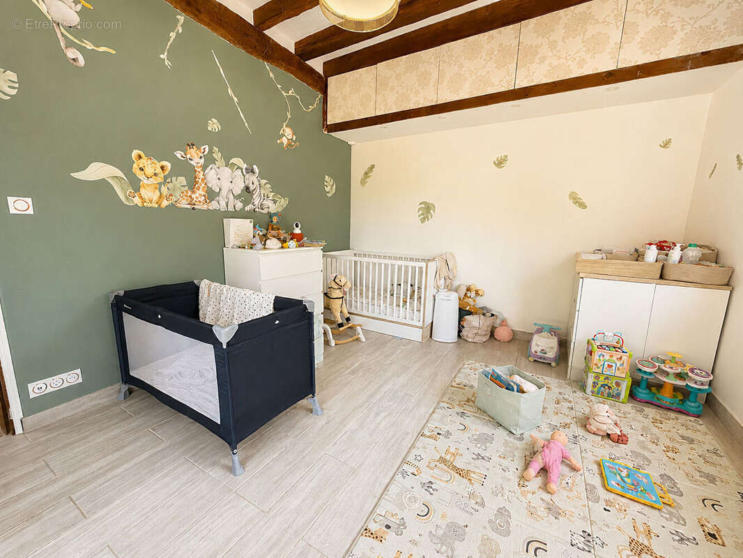 Maison 111m² à villeneuve-sur-auvers - photo 6