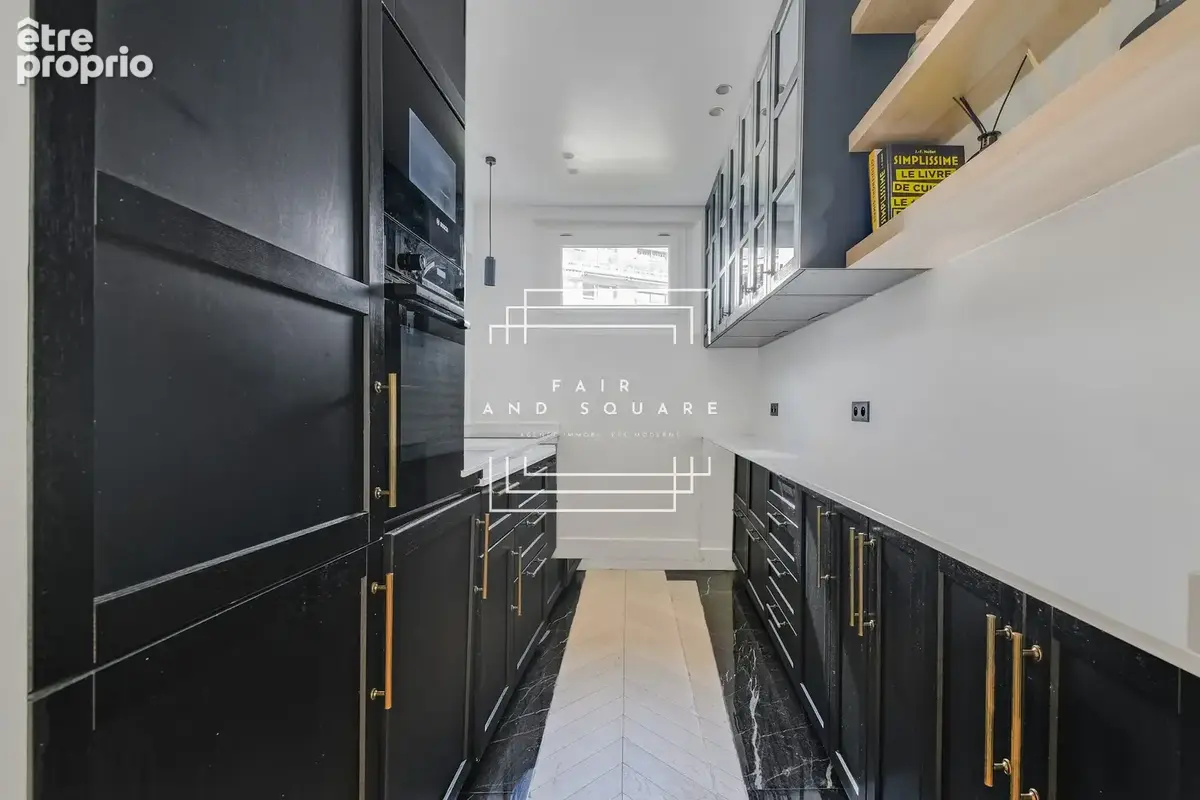 Appartement 5 pièces 126 m² à vendre à Neuilly-Sur-Seine (92200) - photo 2