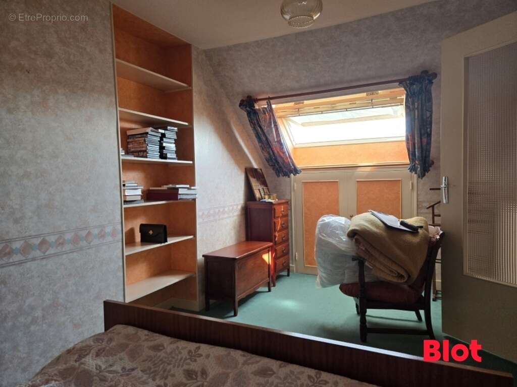 Maison 91 m² à Fougeres  - photo 5