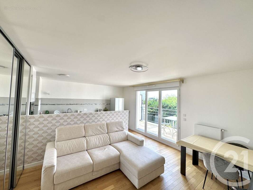 Appartement à SAINT-MAUR-DES-FOSSES