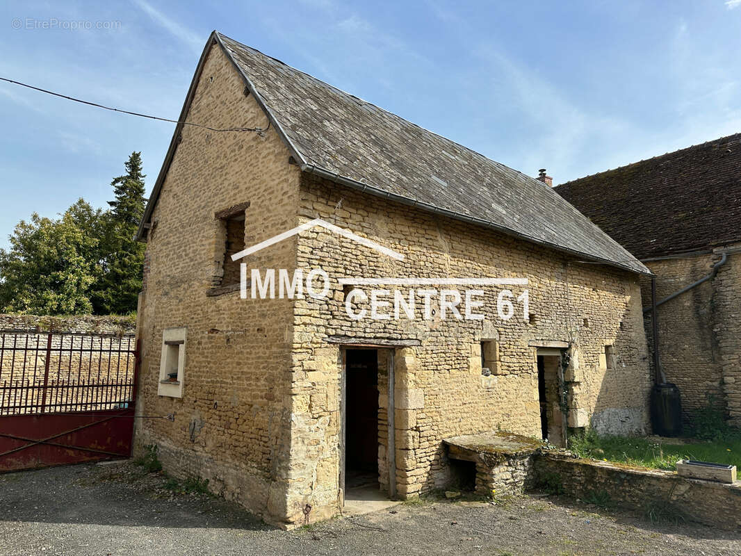 Maison à JORT