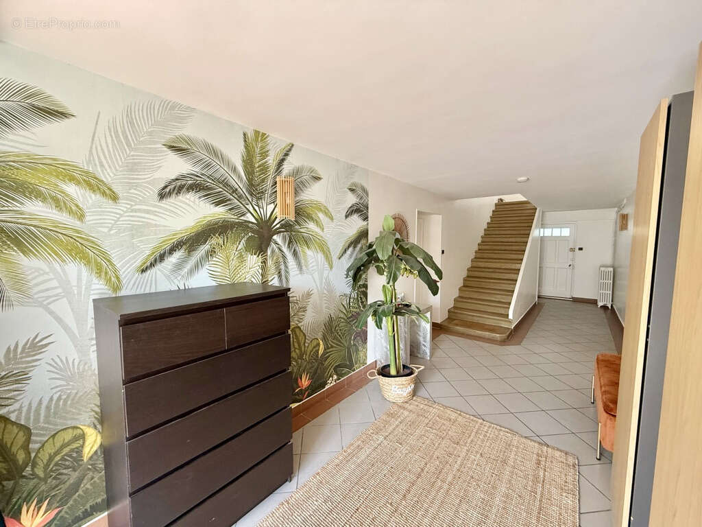 Maison à GUILHERAND-GRANGES