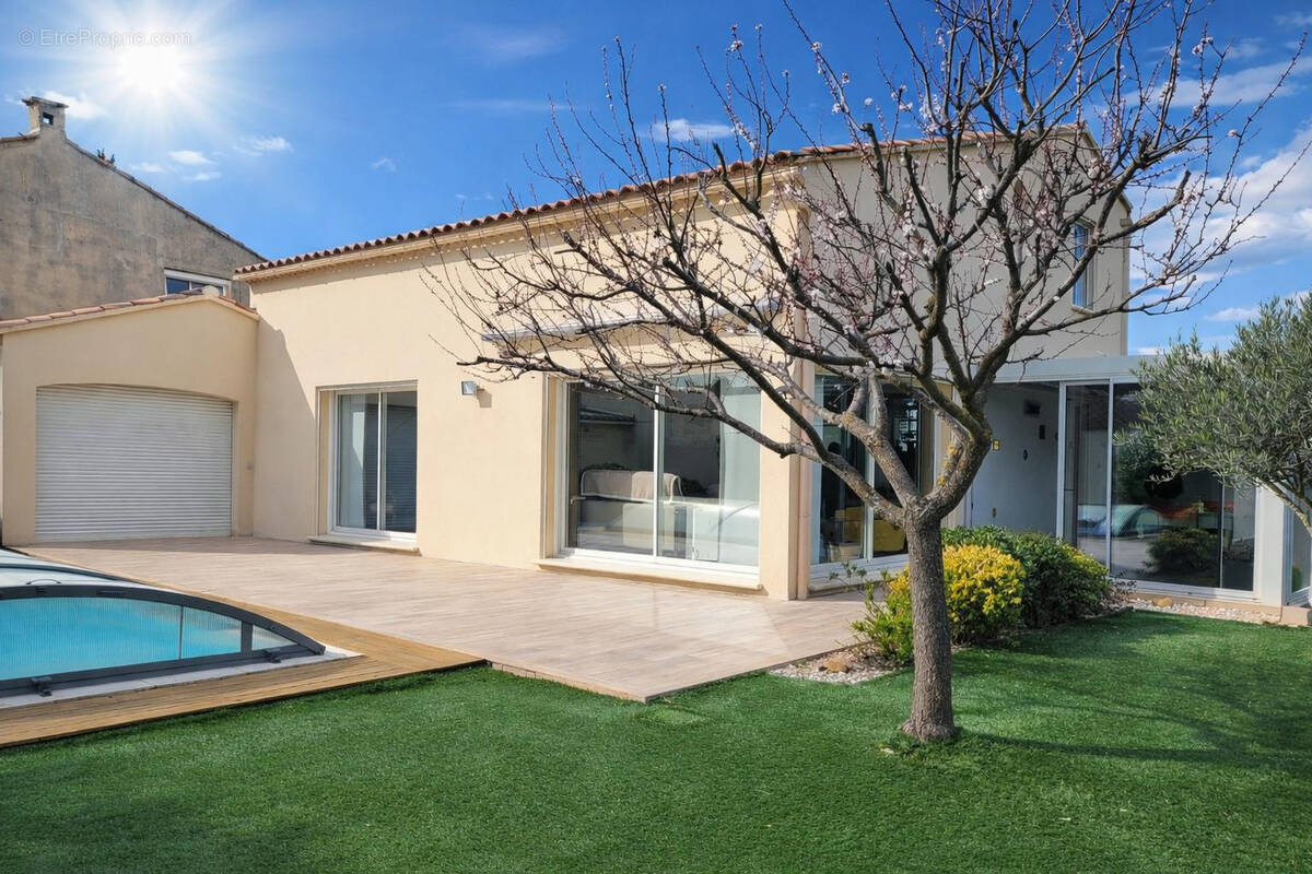 Maison à ORANGE