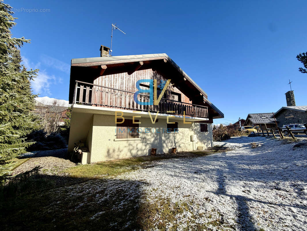 (73) la toussuire - rare chalet indépendant avec grand terrain - centre station - photo 11