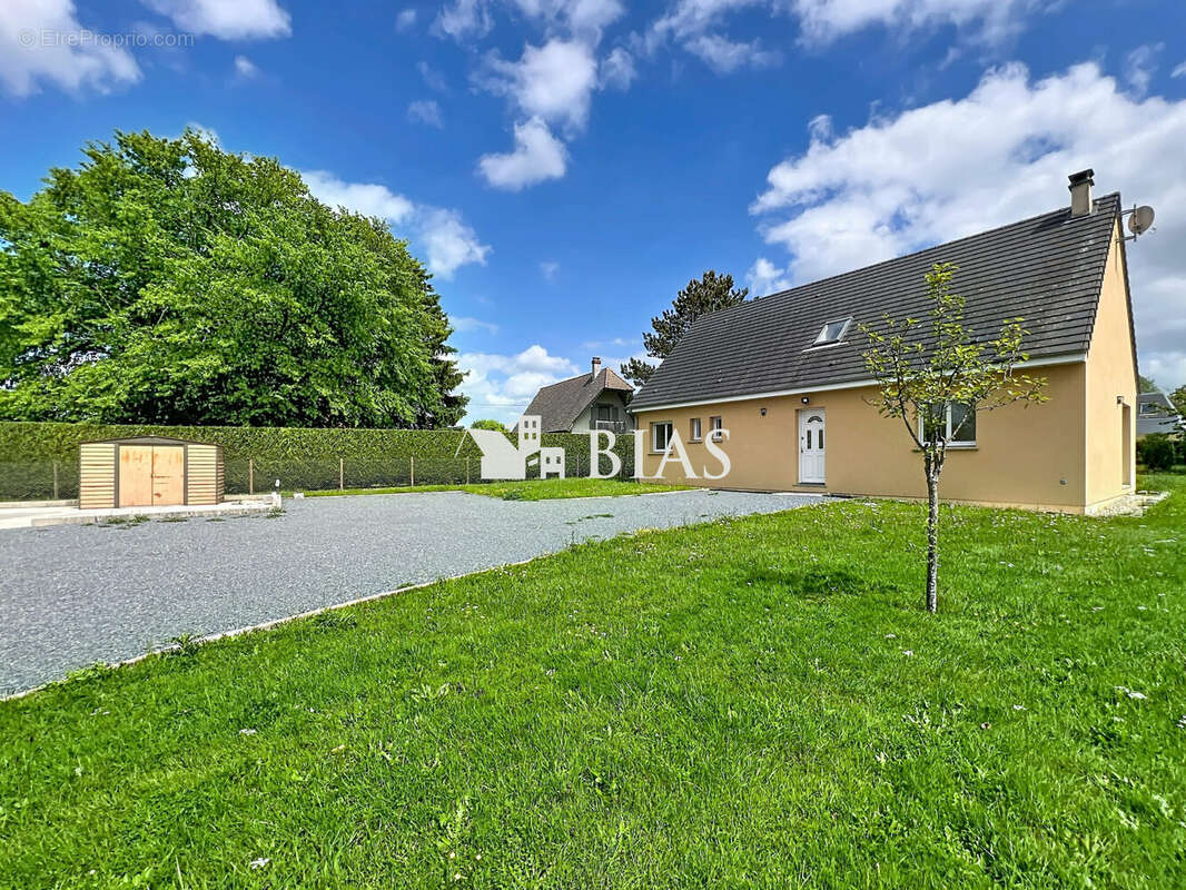 Maison à BERNAY