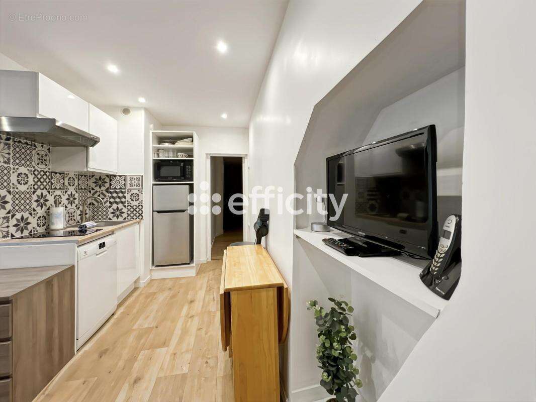 Appartement à PARIS-3E