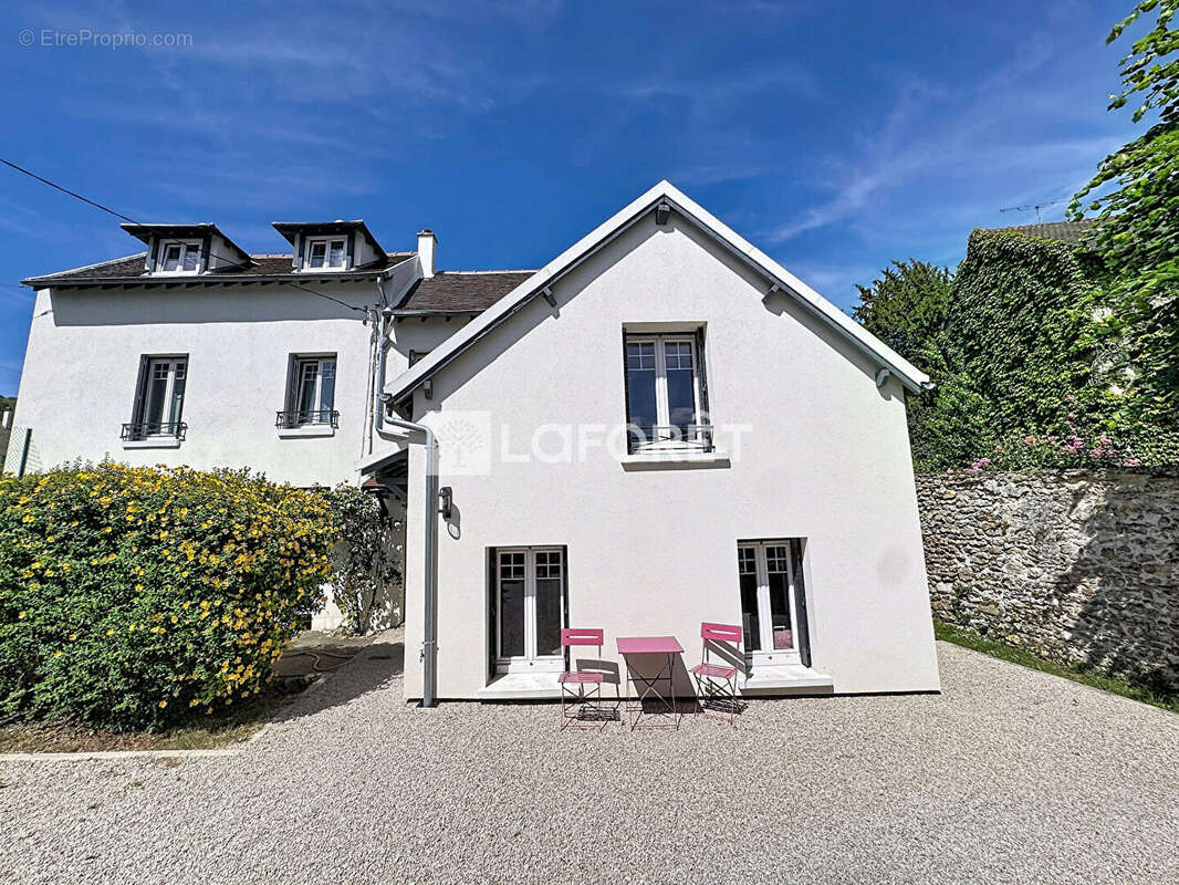 Maison à TRIEL-SUR-SEINE