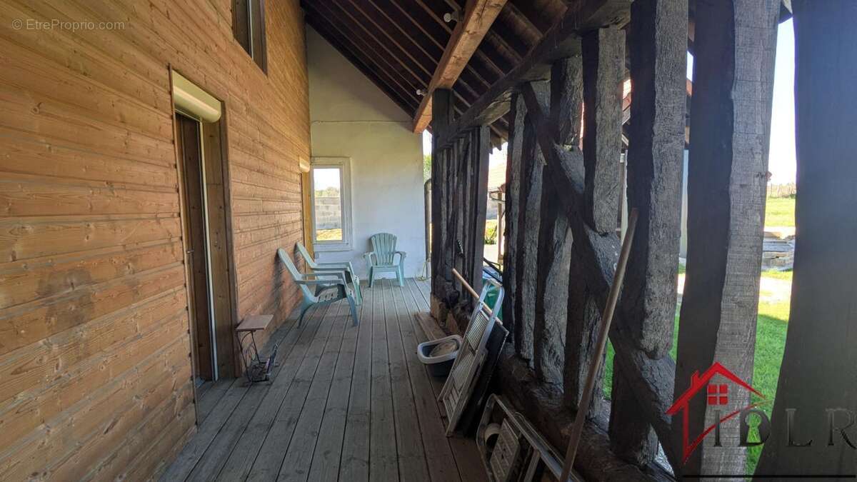 Maison à FRANCHEVILLE