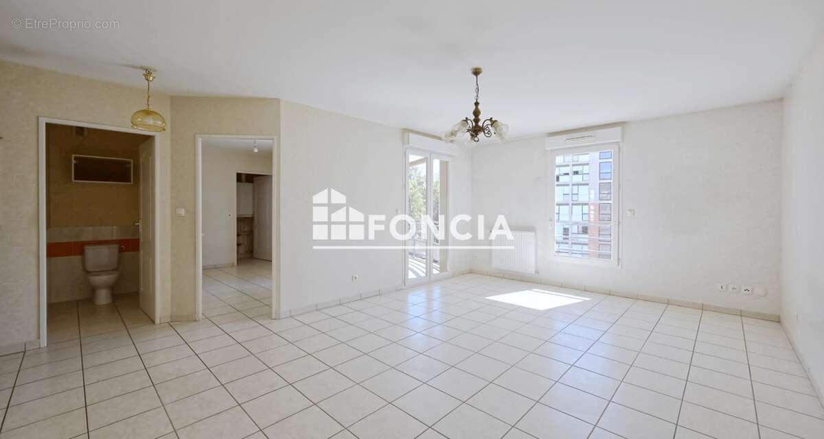 Appartement à BOURGOIN-JALLIEU