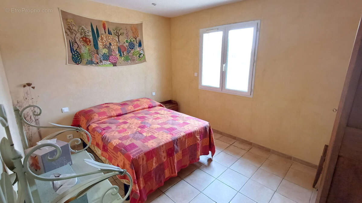 Maison à GINESTAS