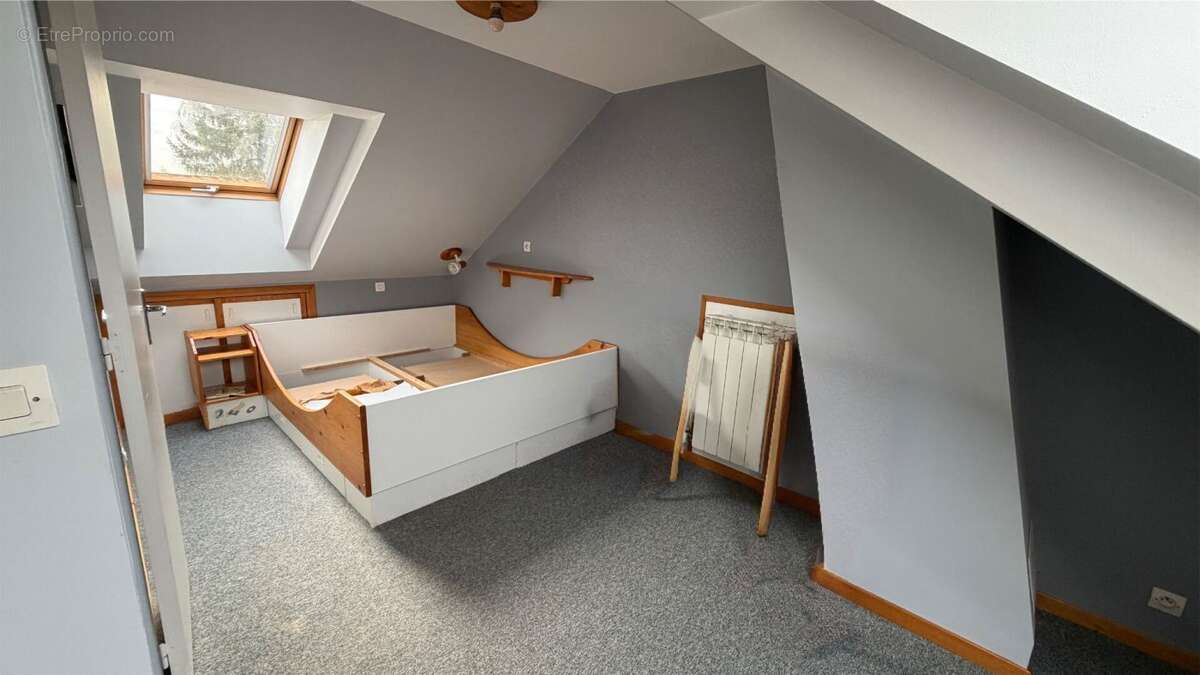 59500389i.jpg - Maison à NEUILLY-EN-THELLE