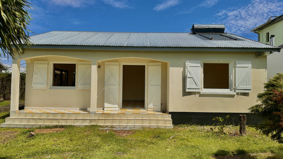 Maison à BRAS-PANON