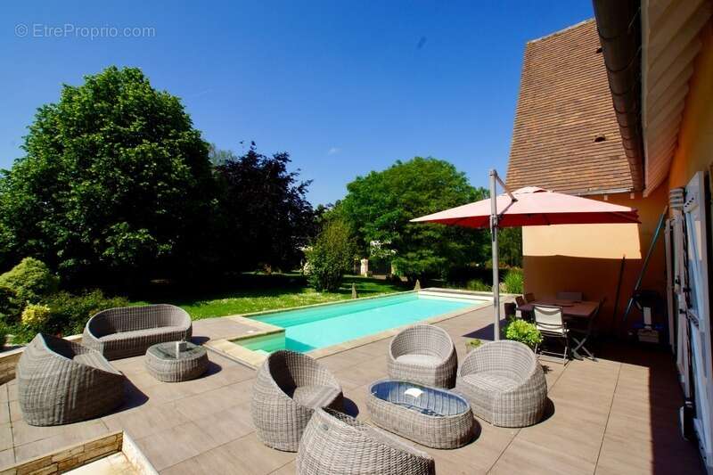 Maison à SAINT-PREST