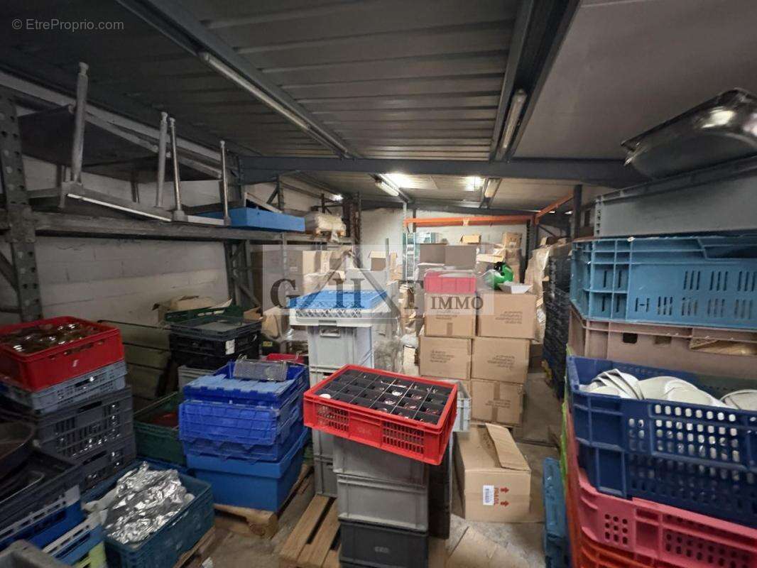 Commerce à IVRY-SUR-SEINE