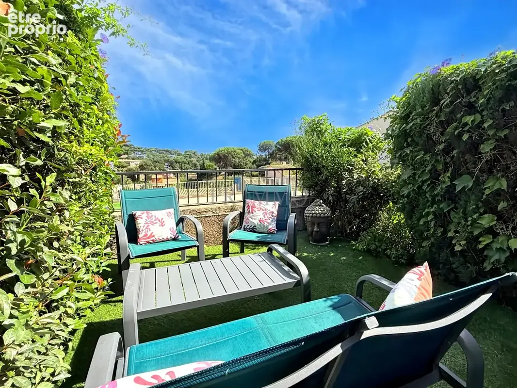 Sainte-Maxime   Appartement de 23,35 m2 au rez-de-chaussée, aperçu mer, terrasse belle vue piscine, parking - photo 3
