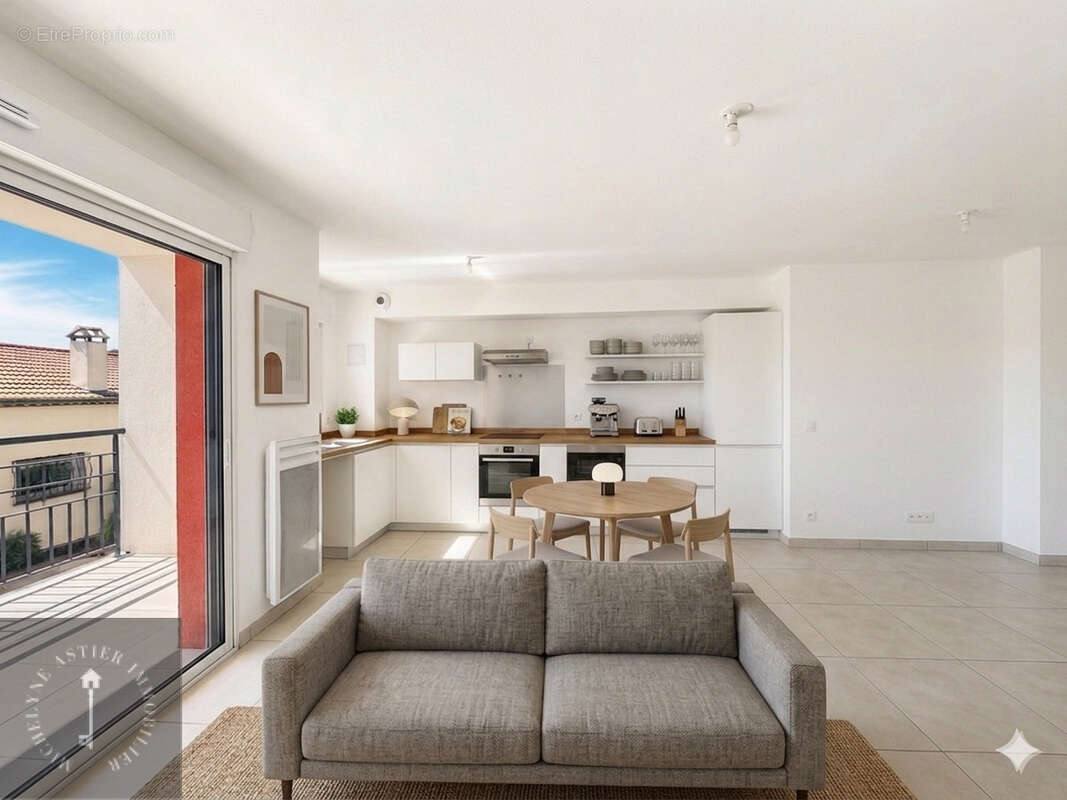Appartement à SAINT-LAURENT-DU-VAR