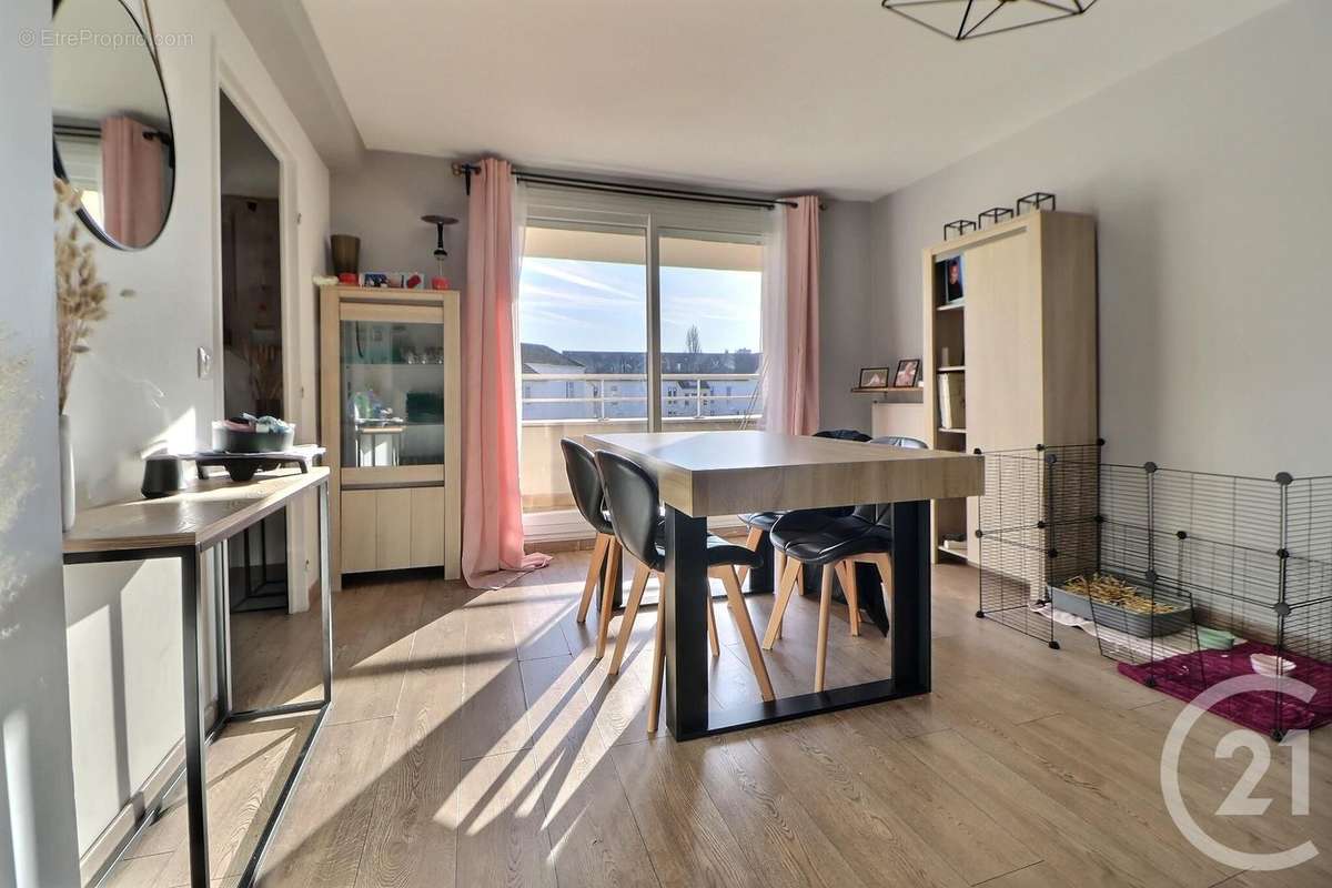 Appartement à AULNAY-SOUS-BOIS