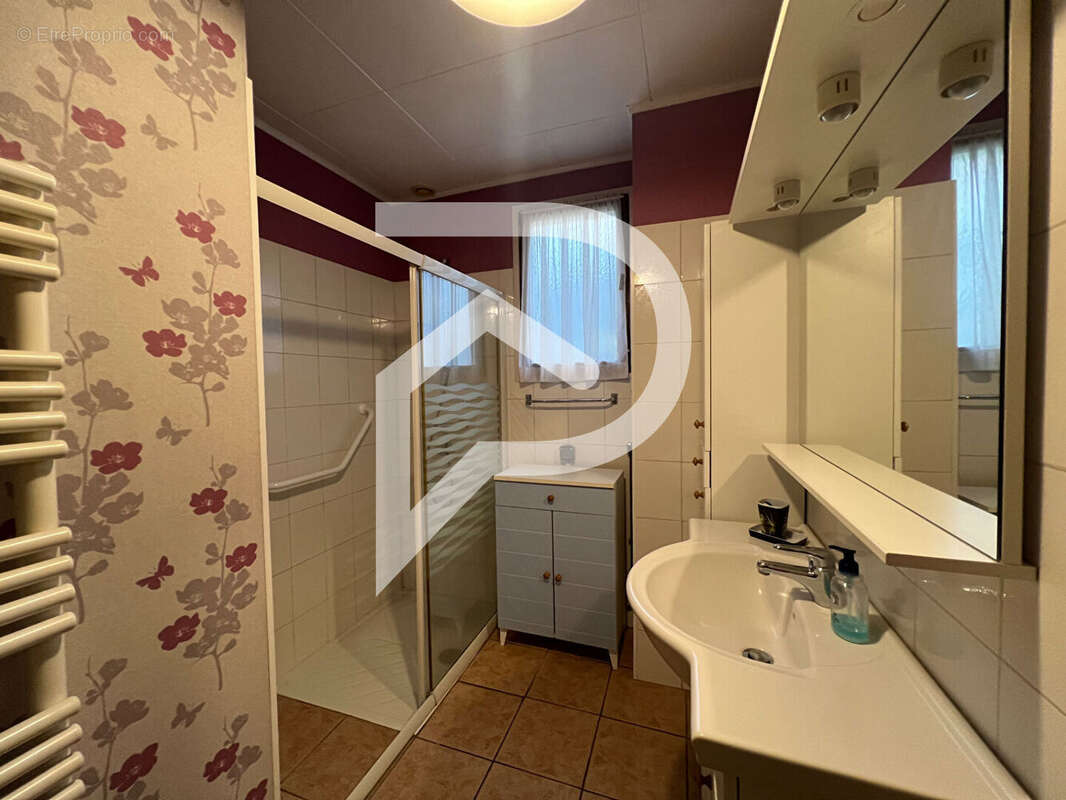 Maison à LEVIS-SAINT-NOM