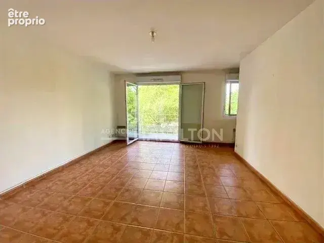 T2 lumineux avec terrasse et ascenseur - photo 1