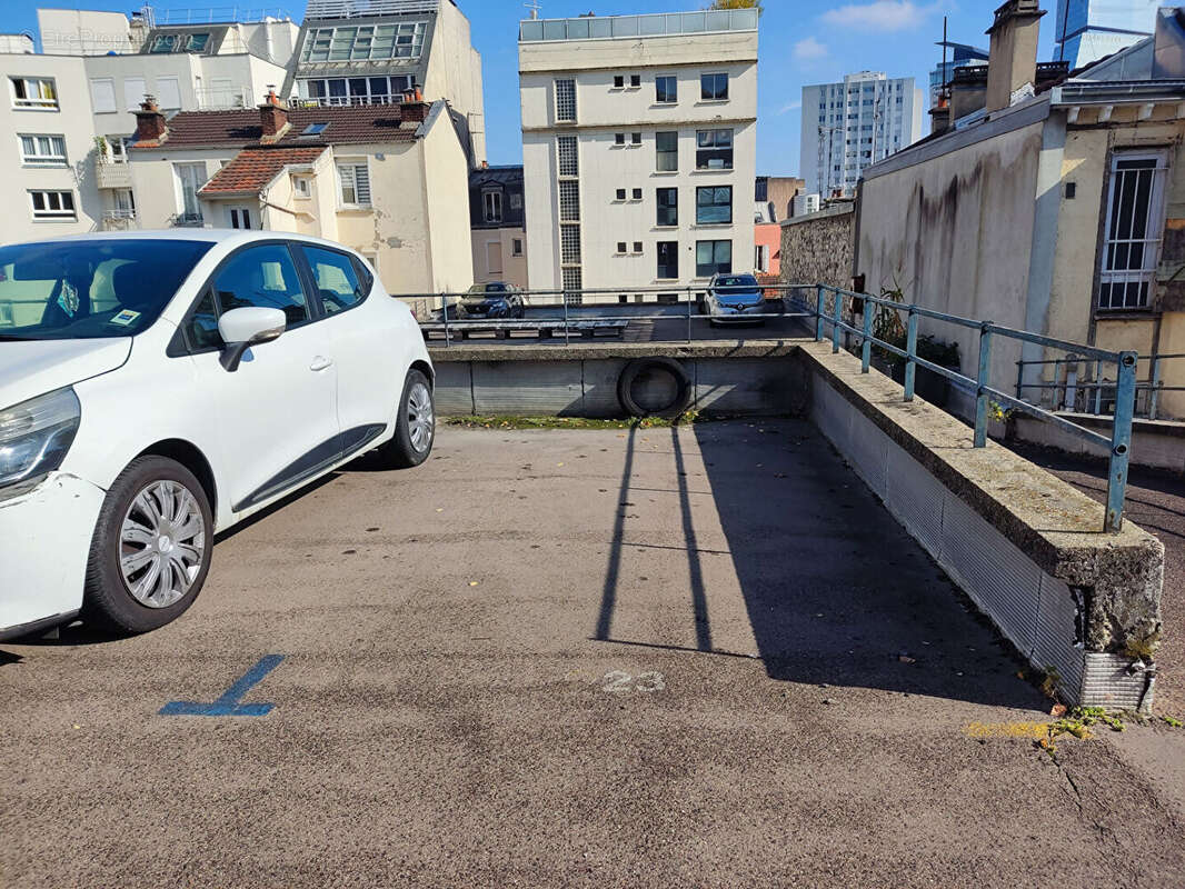 Parking à PARIS-13E