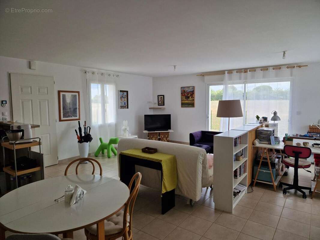 Photo 4 - Maison à CHAMPAGNOLLES