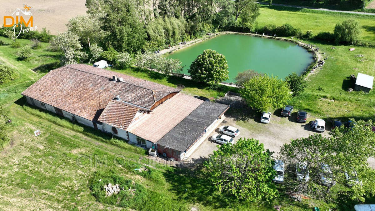 Maison à VILLEFRANCHE-DU-QUEYRAN
