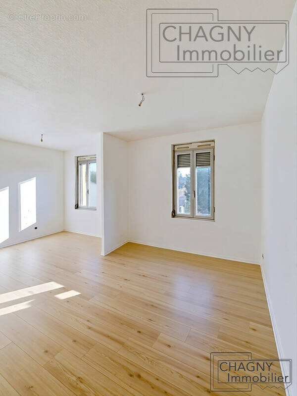 Appartement à CHAGNY