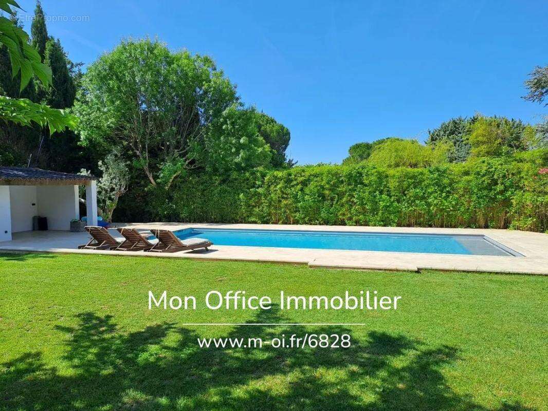 Référence : 6828-VCL. - Maison avec 6 chambres dont studio indépendant - Jardin paysager piscine garage - 13 100 AIX - photo 3