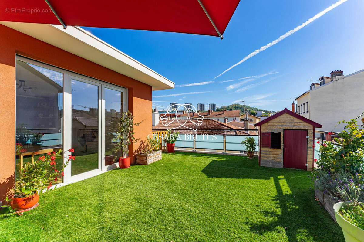 Appartement à LYON-9E