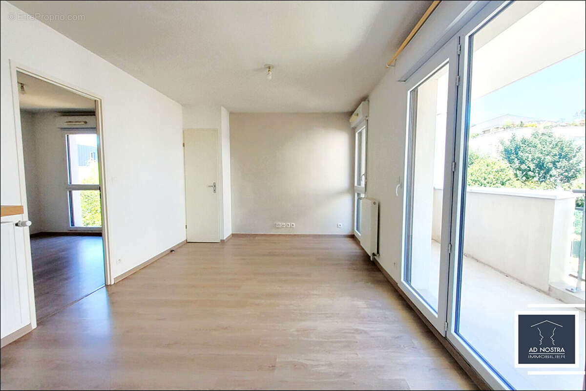 Appartement 2 pièces 41 m² avec grand balcon et box fermé - photo 4