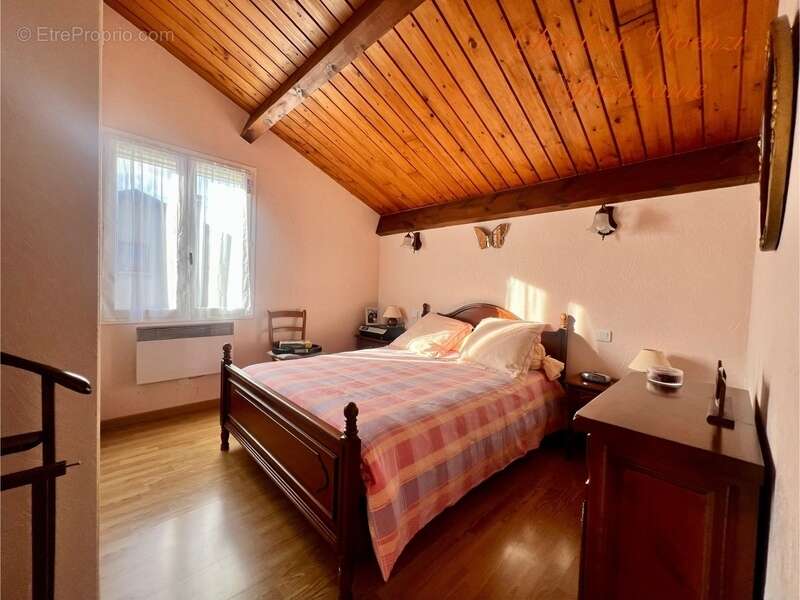 Maison à ANGOUSTRINE-VILLENEUVE-DES-ESCALDES