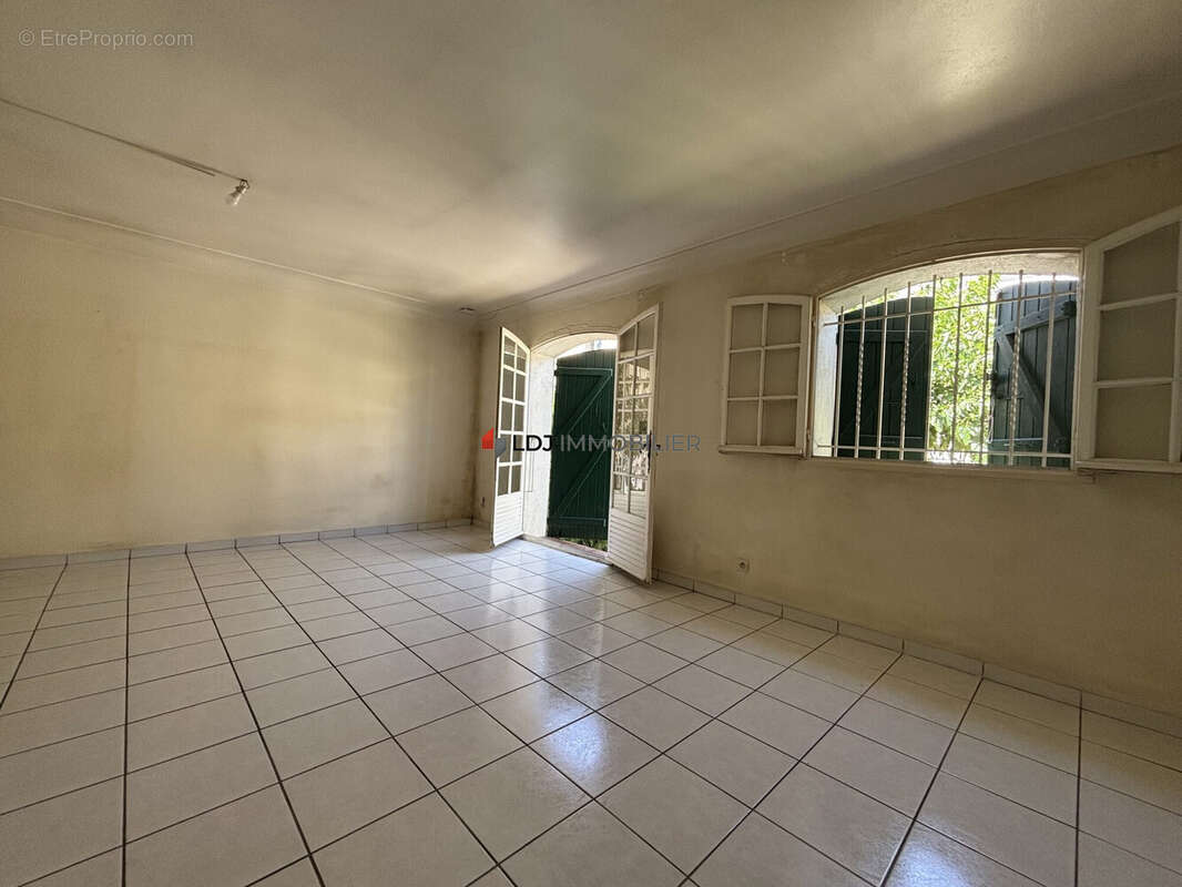 Maison 77 m² à Perpignan  - photo 7