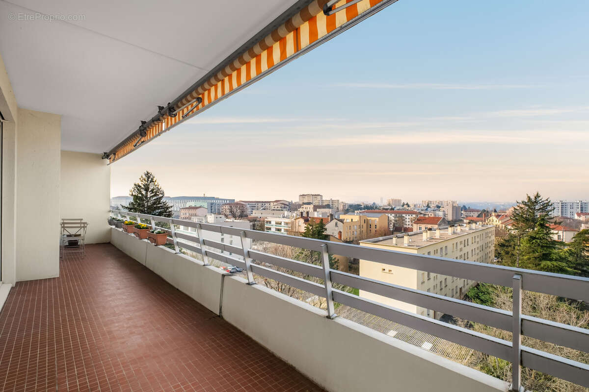 Appartement à CALUIRE-ET-CUIRE