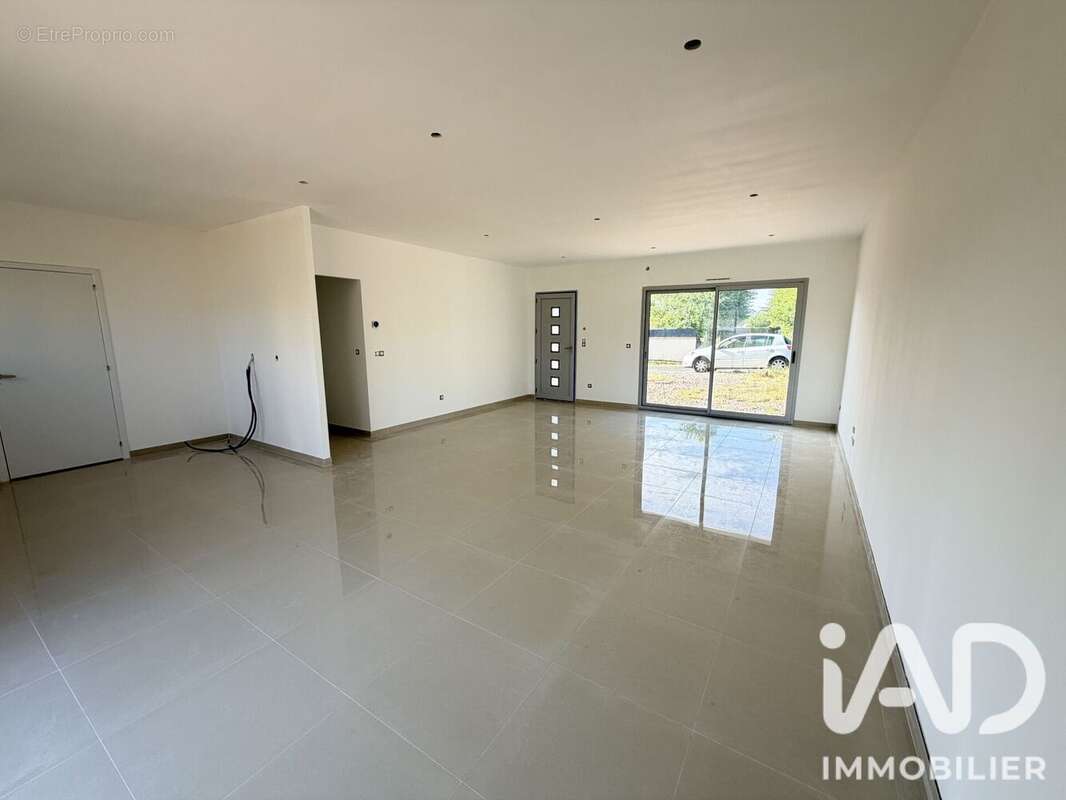 Maison 100 m² à Monthelon  - photo 3