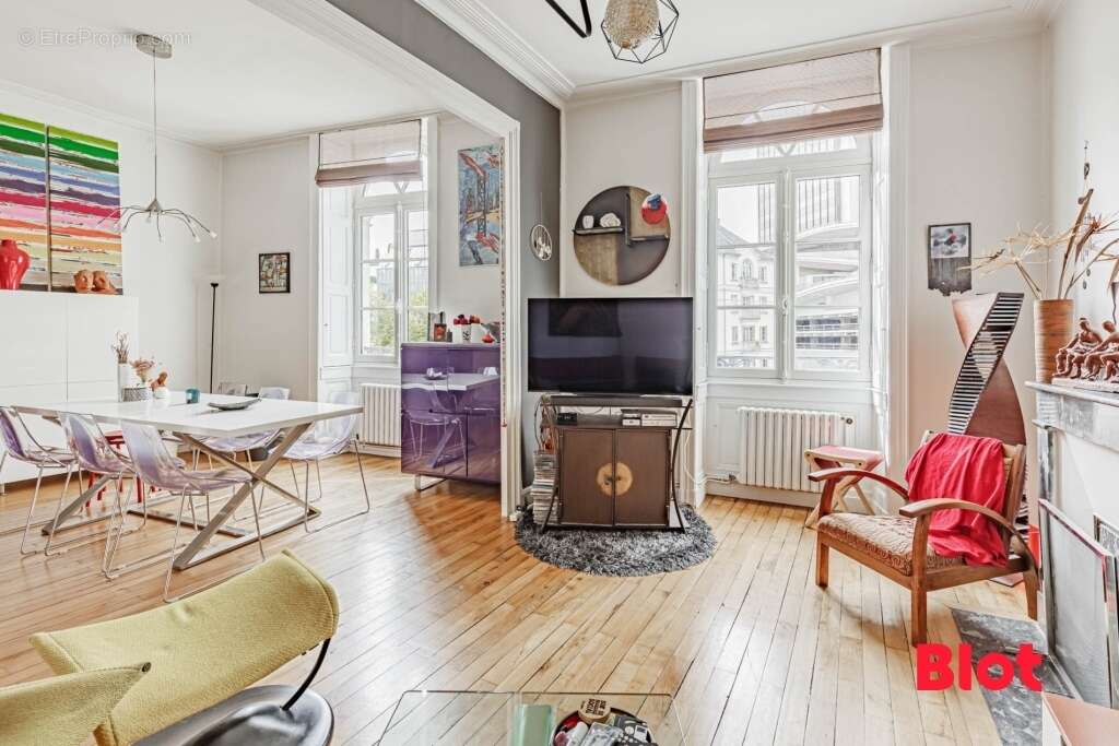 Appartement à NANTES