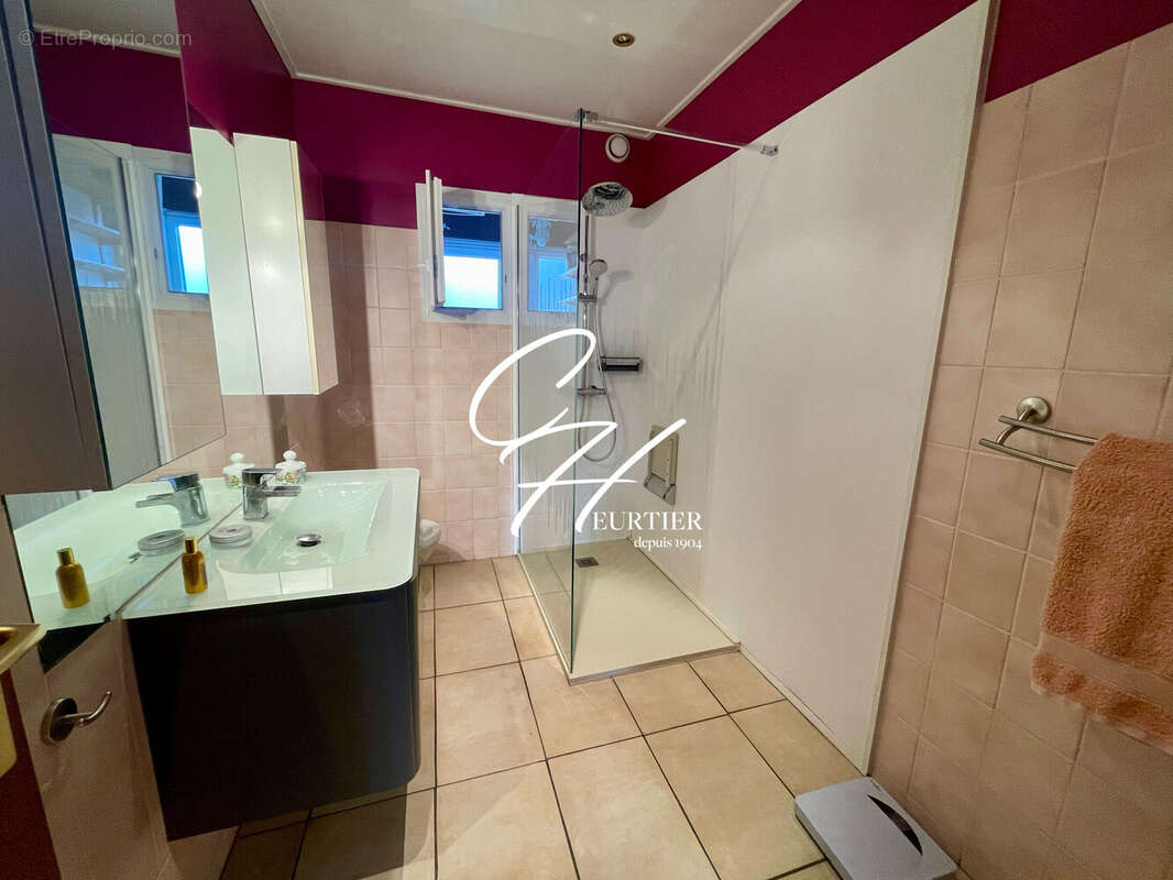 Appartement à ECHIROLLES
