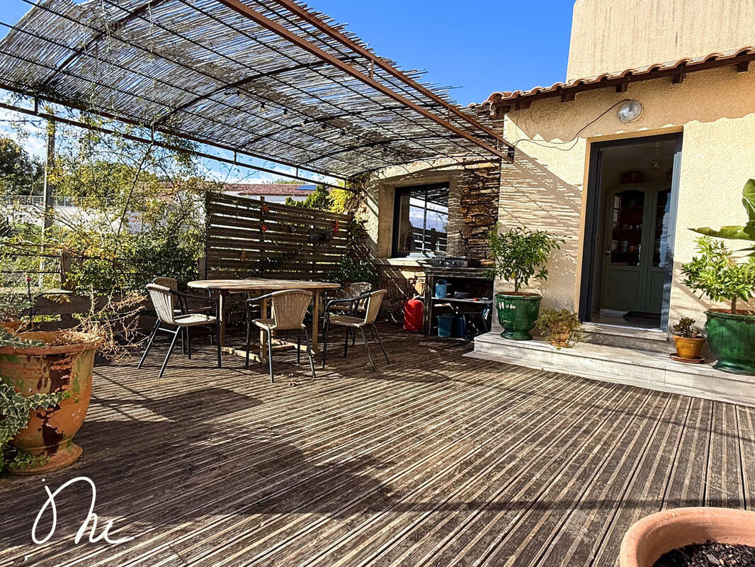 Maison à SAINT-JEAN-DE-LA-BLAQUIERE