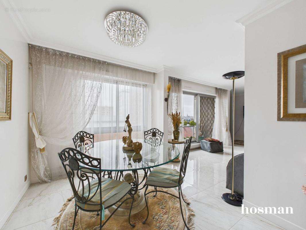 Appartement à PARIS-19E