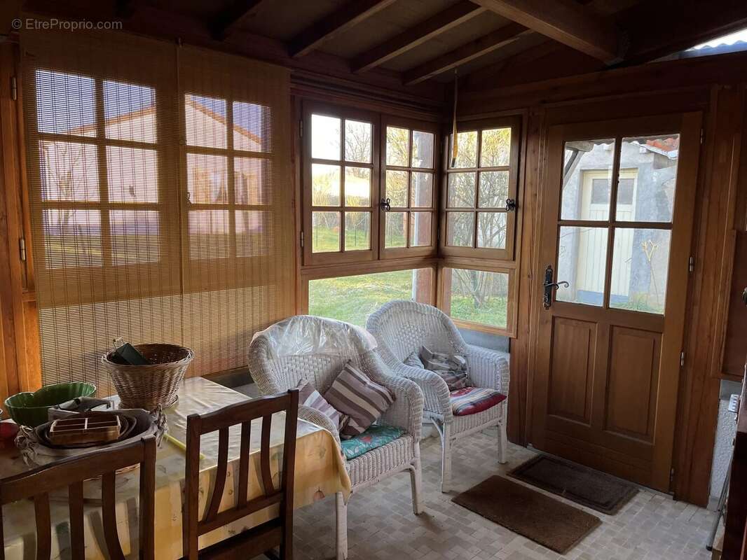 Maison à LATHUS-SAINT-REMY